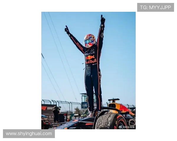 F1赛季最新动态：维斯塔潘延续辉煌统治 哈米尔顿展现不屈精神