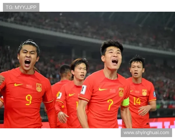 中国足球迎来新篇章 新任主帅带领球队备战世界杯预选赛