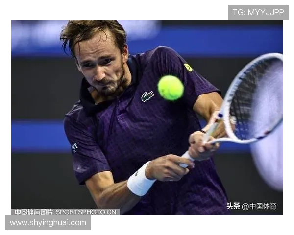 网球赛季高潮再临 强者对决与新星崛起成焦点